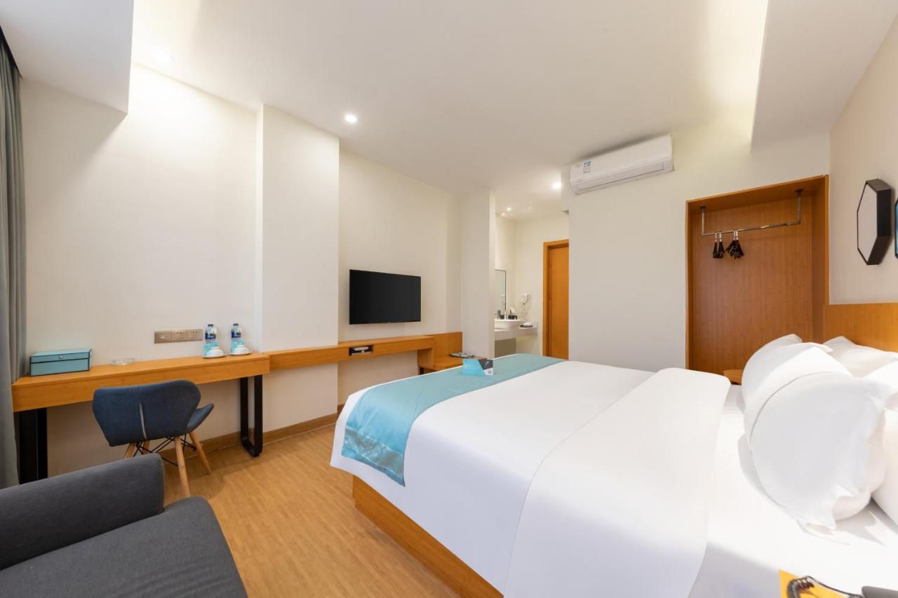 Xana Lite Hotel - Guangzhou Fangcun Huadiwan Metro Station Екстериор снимка